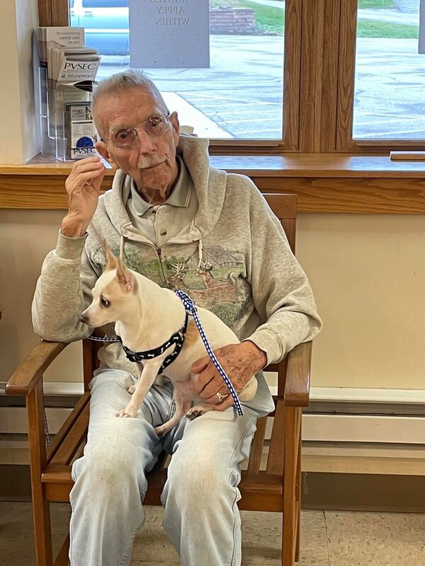 Snowflake - The Road Home Animal Project